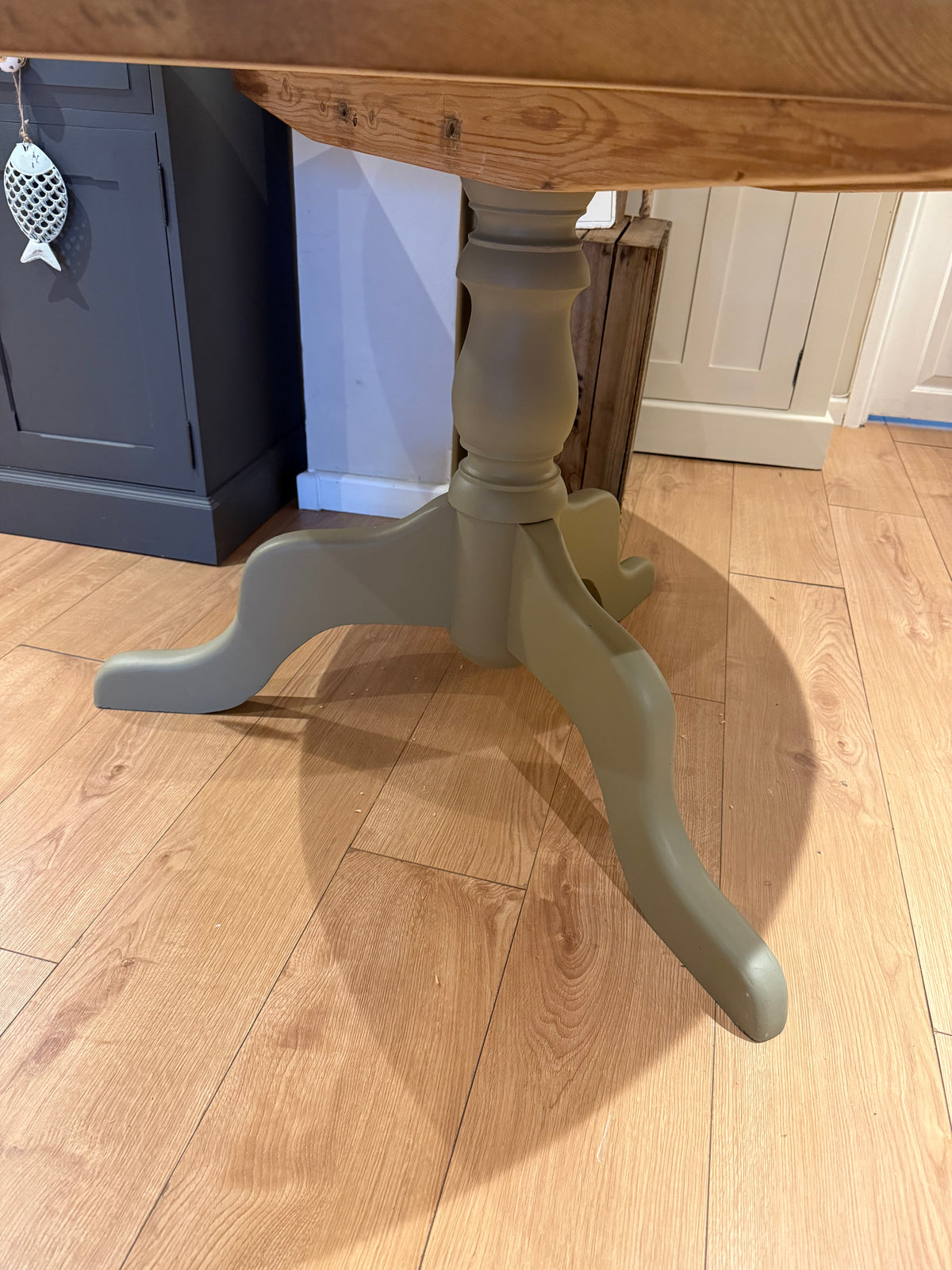 Solid Pine Chunky Round Dining Table