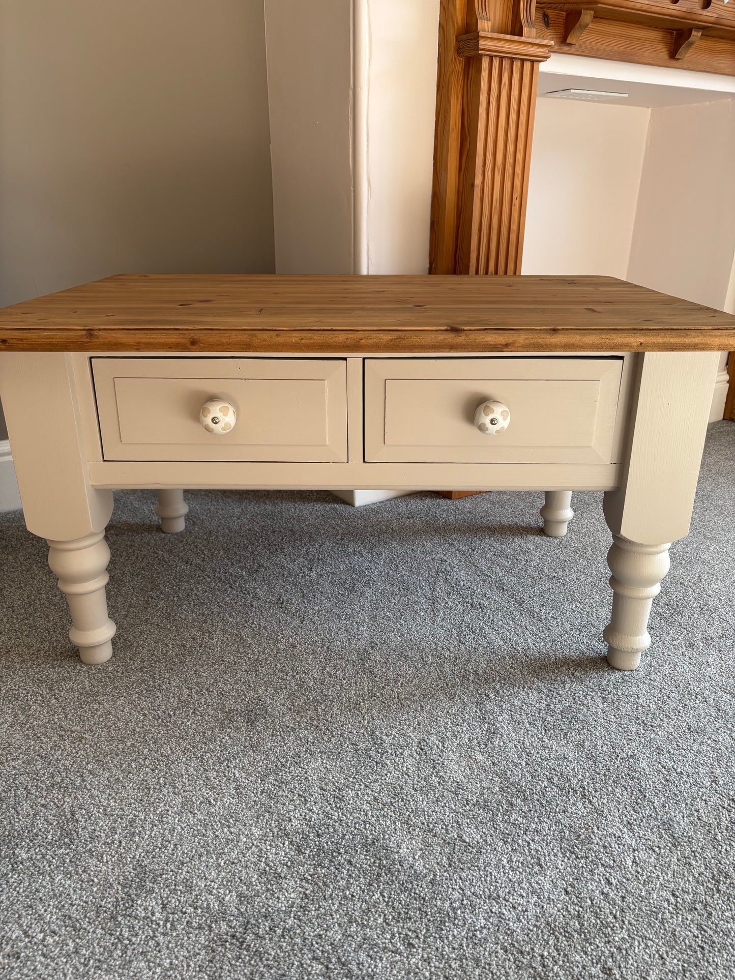 Coffee Table 2 Drawers