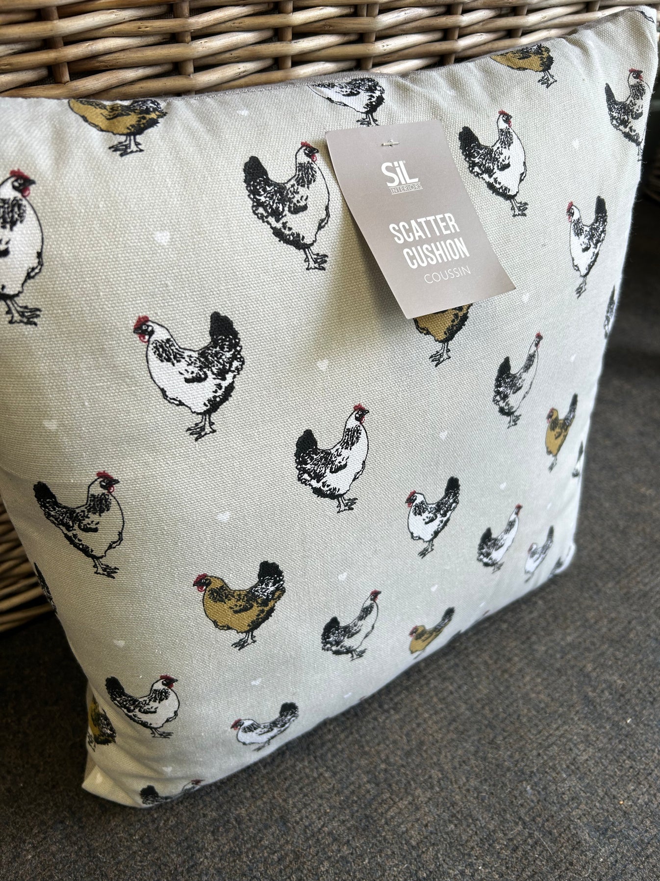 Chicken scatter cushion