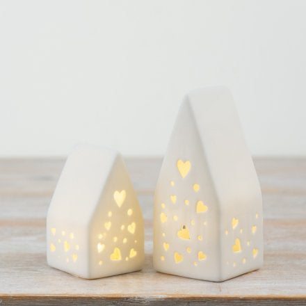 WHITE HEART CUT OUT HOUSE, 13.6CM