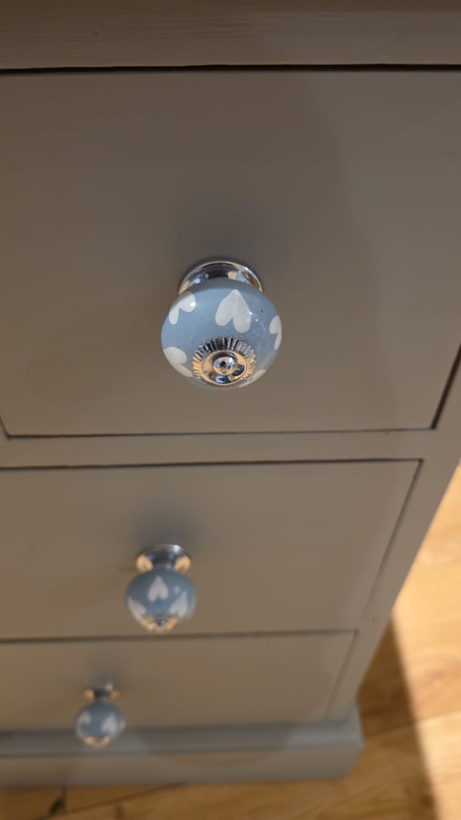 Solid Pine Chest of drawers