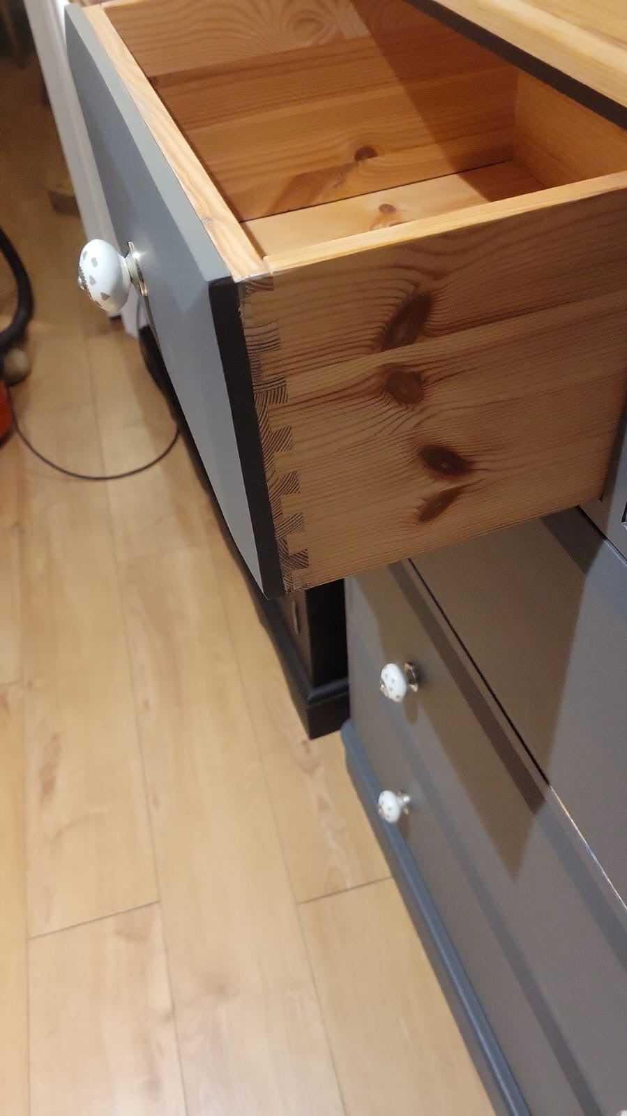 Solid Pine Chest of drawers