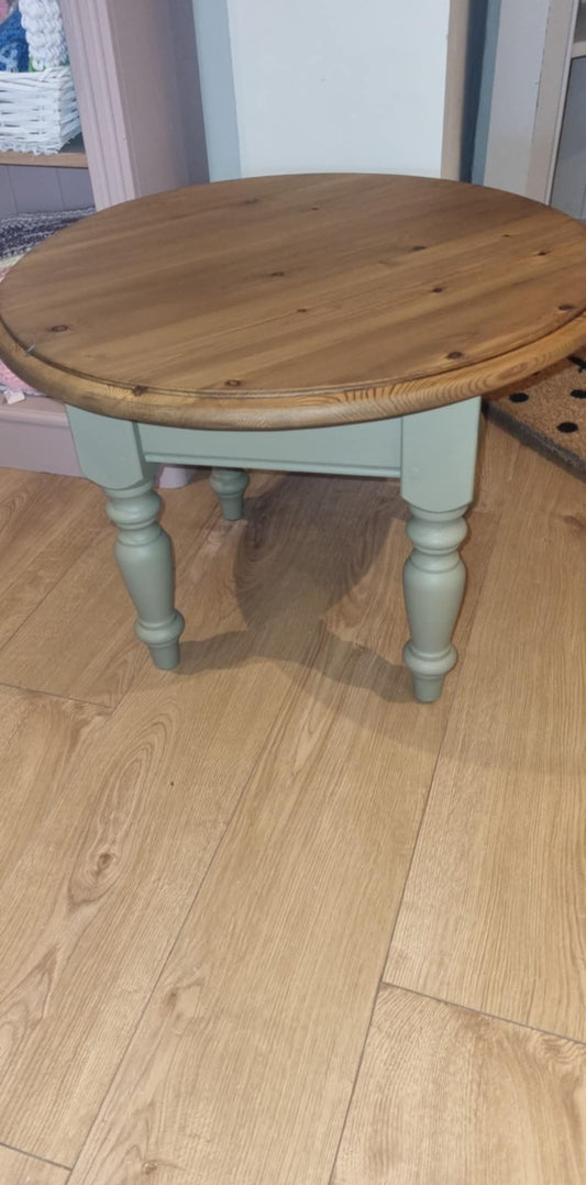 Solid Pine Round Coffee Table