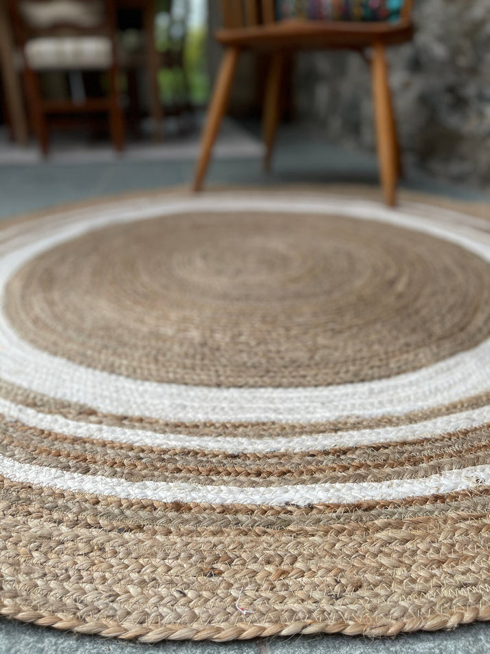 KHIDAKEE Round Border Natural Rug Hand Woven Jute