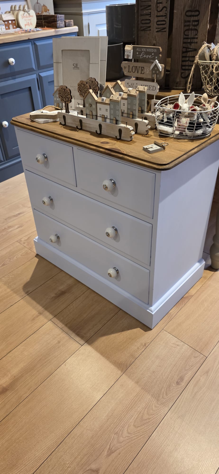 Solid Pine Chest of drawers