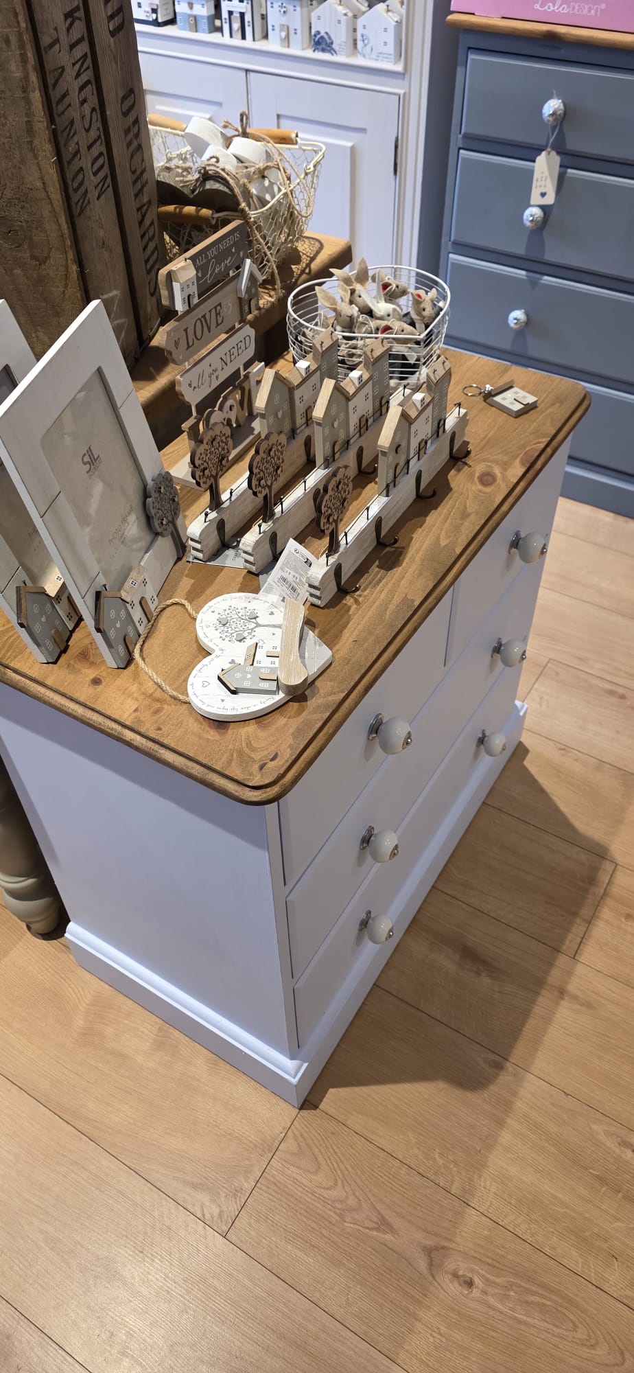 Solid Pine Chest of drawers