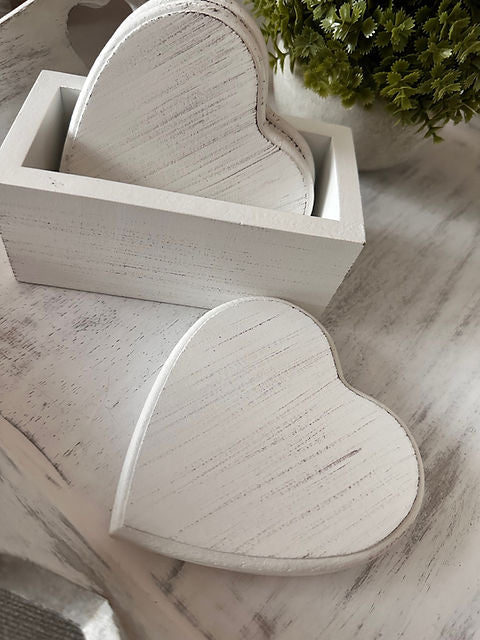 White Wash Heart Coaster Set In Holder