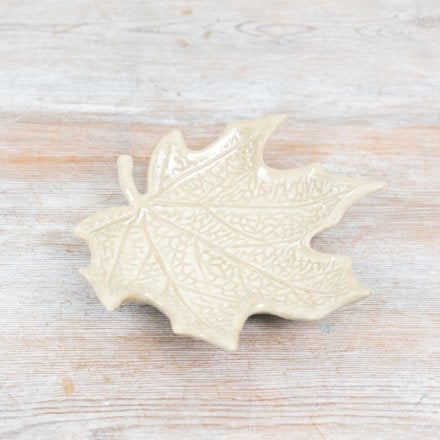 CREAM LEAF TRINKET DISH, 15CM